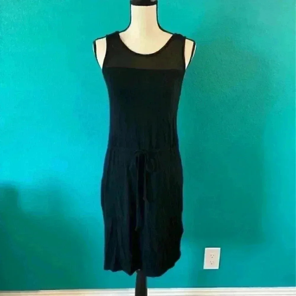 The limited black dress in size small